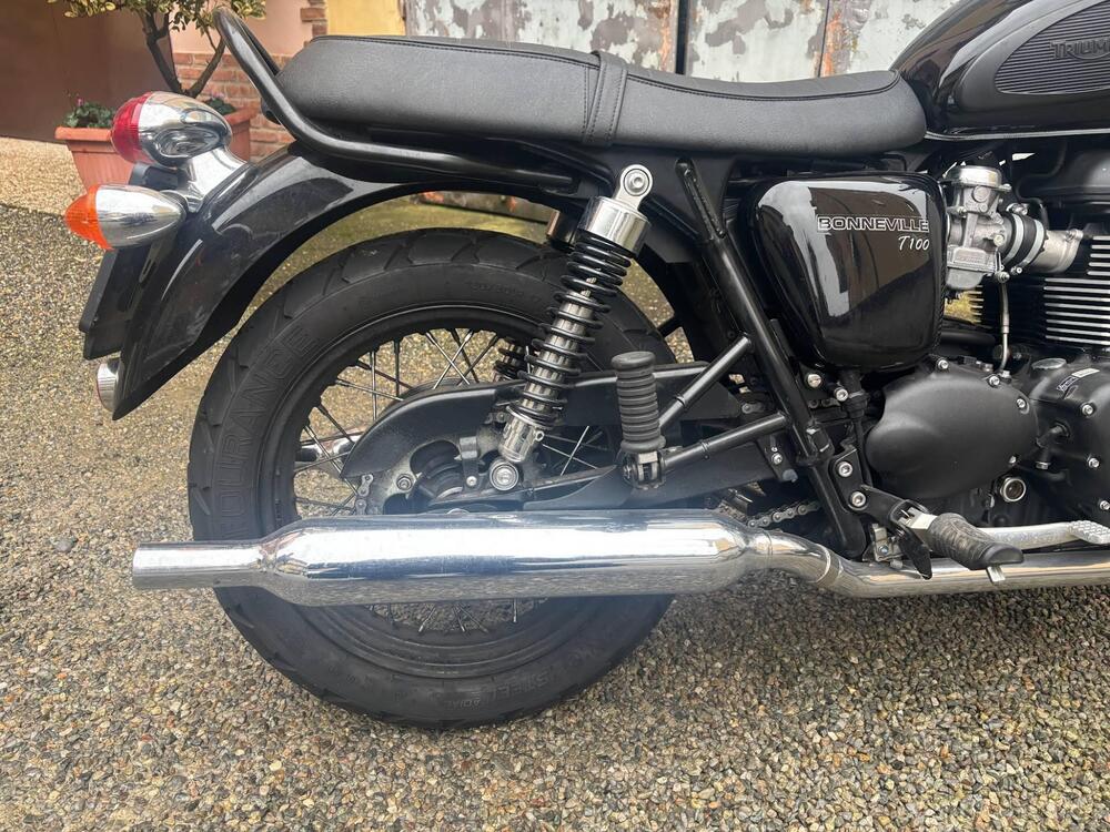 Triumph Bonneville T100 Black (2017 - 20) (6)