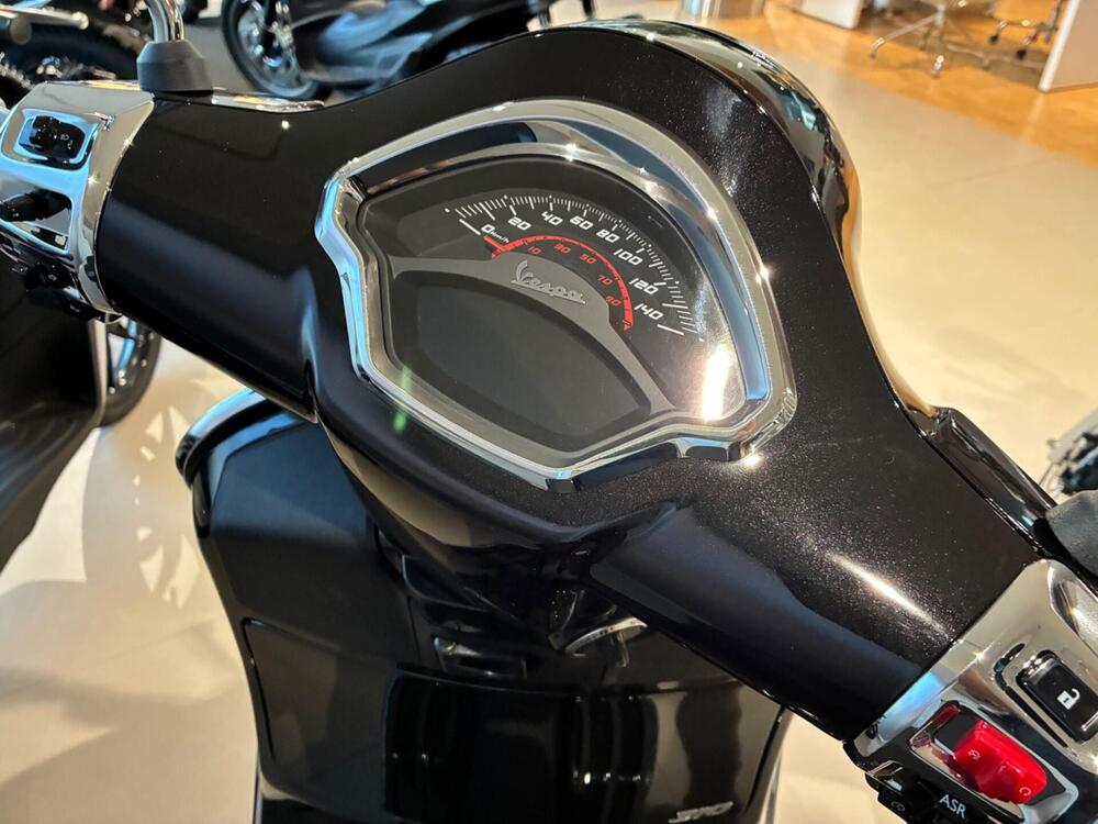 Vespa GTS 310 (2025 - 26) (3)