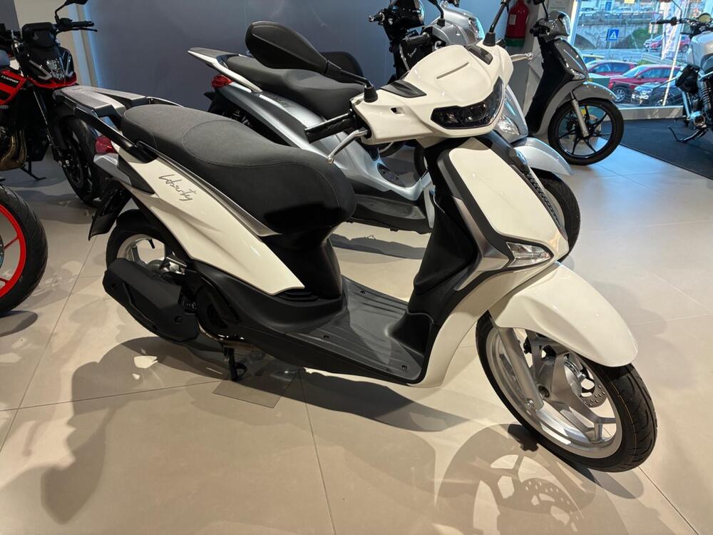 Piaggio Liberty 125 (2025 - 26) (4)