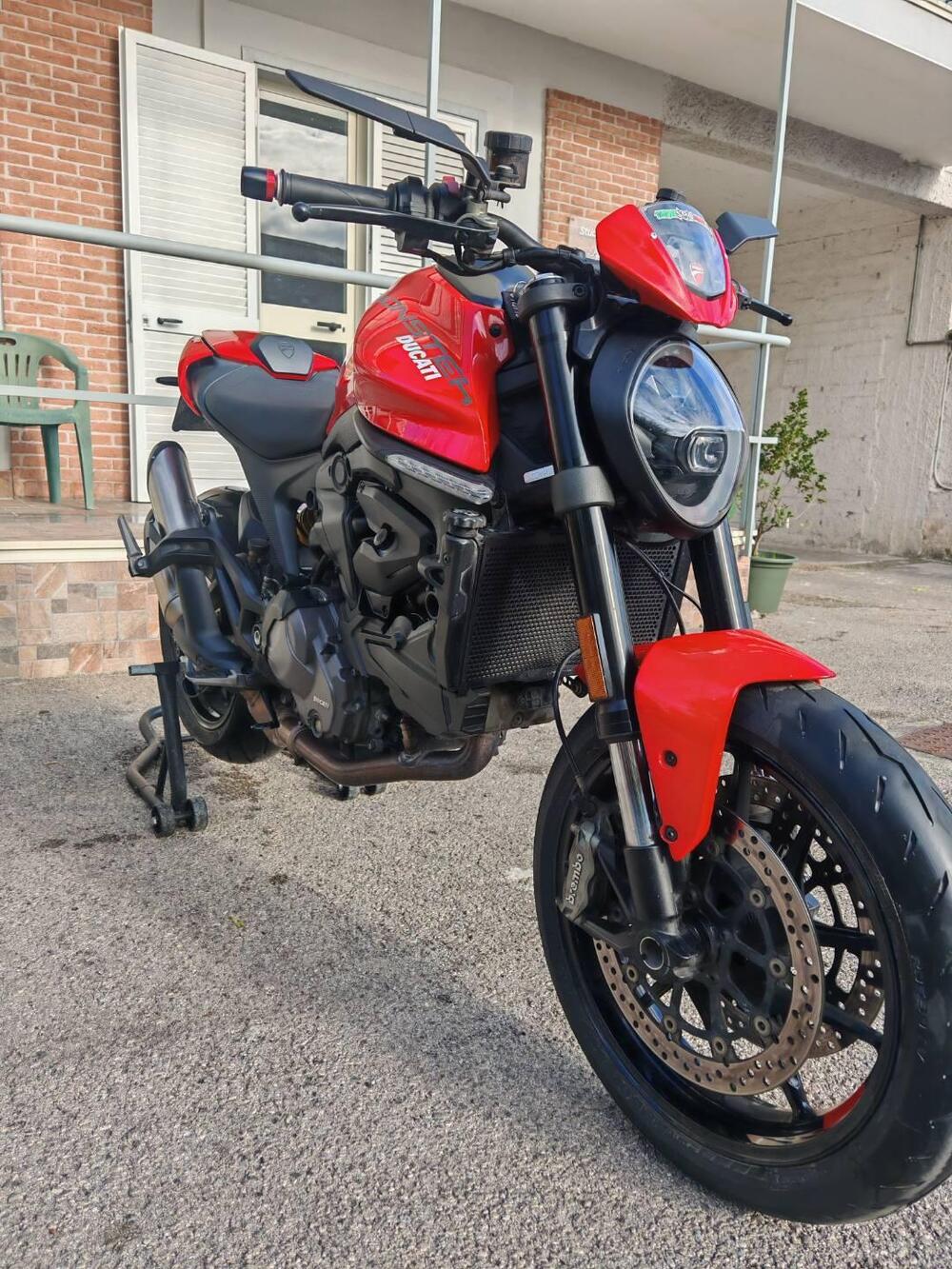 Ducati Monster 937 + (2021 - 25) (2)