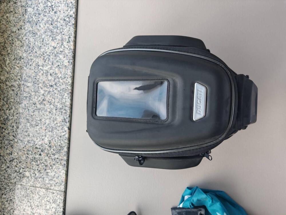 Ducati Monster 937 + (2021 - 25) (11)