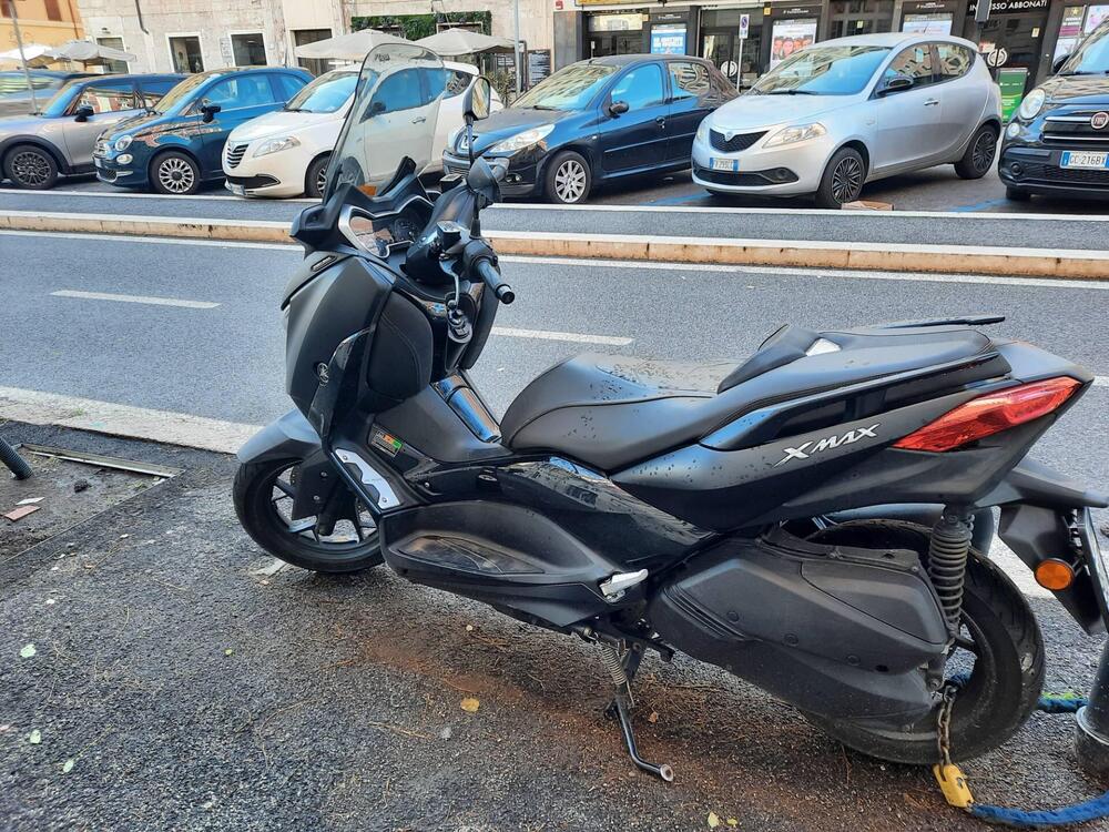 Yamaha X-Max 300 Iron Max (2019 - 20) (2)