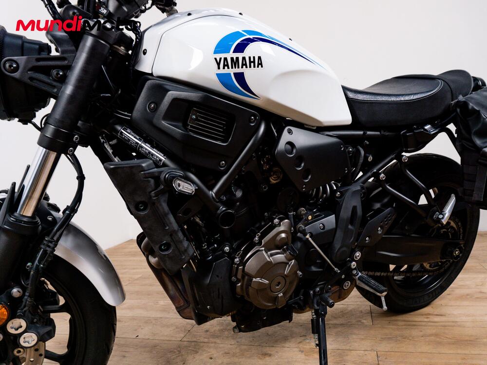 Yamaha XSR 700 (2022 - 26) (9)