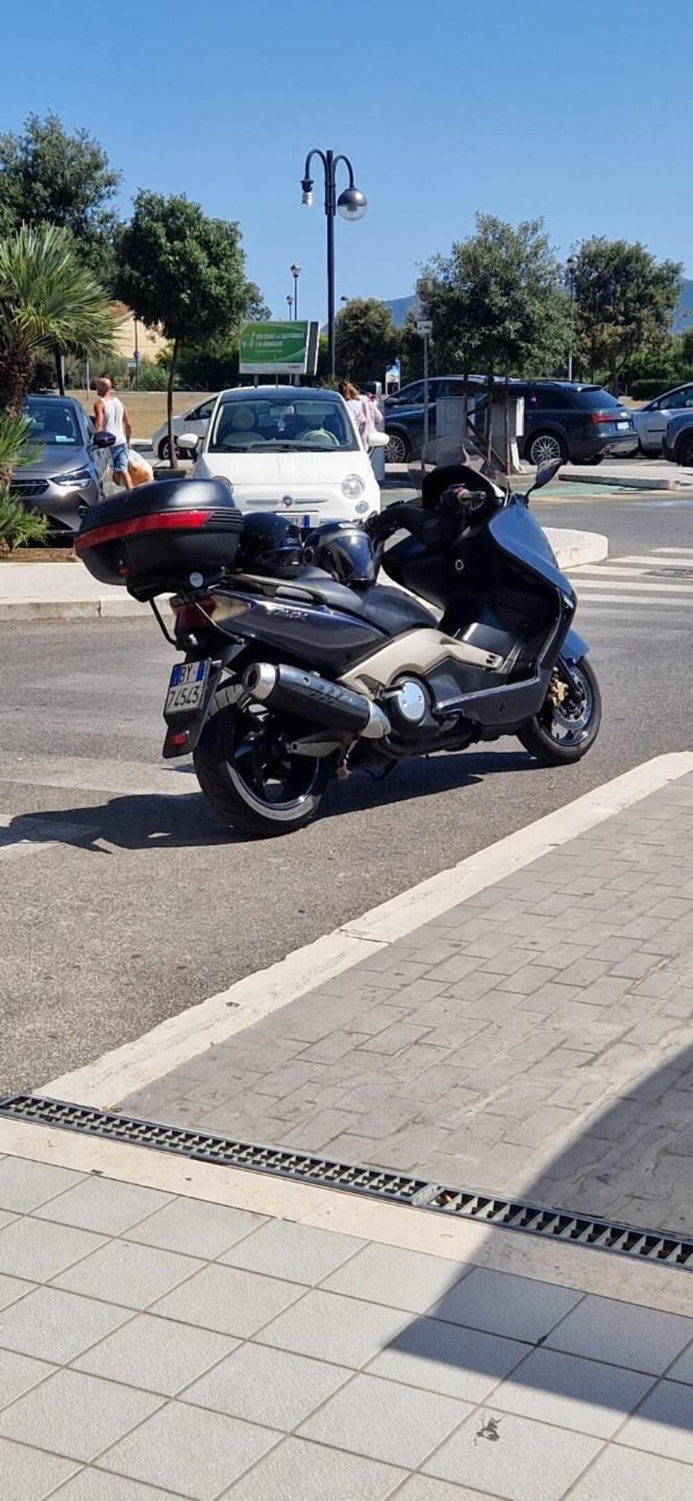 Yamaha T-Max 500 (2004 - 07) (9)