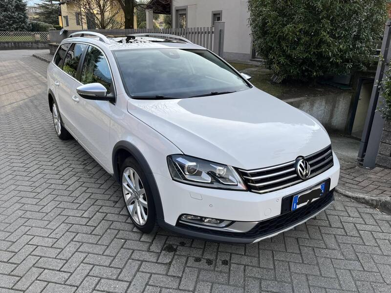 Volkswagen Passat Variant usata a Sondrio