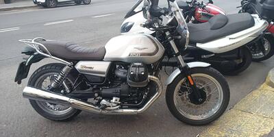 Moto Guzzi V7 Special (2021 - 24) usata