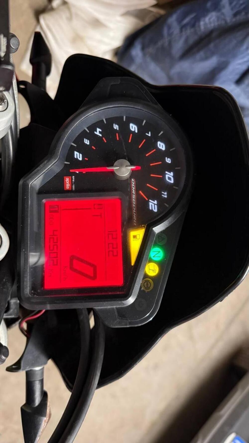 Aprilia Dorsoduro 750 Factory (2010 - 13) (7)