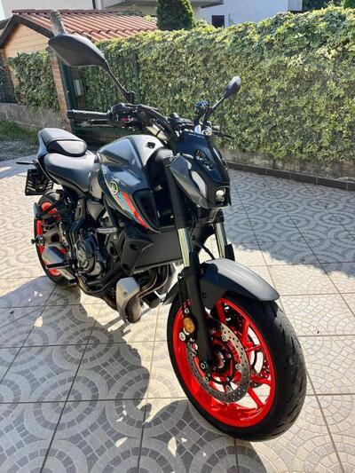 Yamaha MT-07 (2021 - 24) usata
