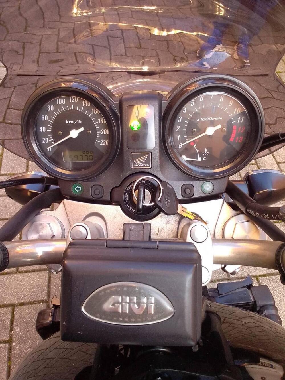 Honda CBF 600 N (2005- 11) (9)