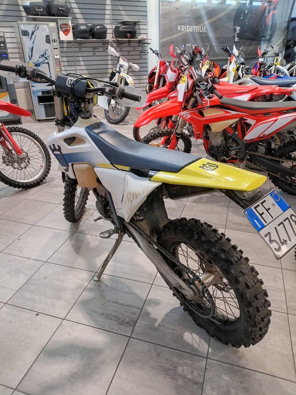 Husqvarna FE 450 (2024) (3)