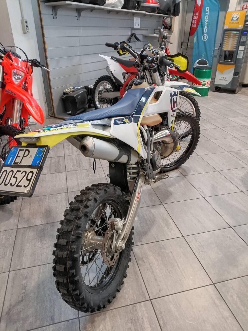 Husqvarna TE 250i (2019) (4)