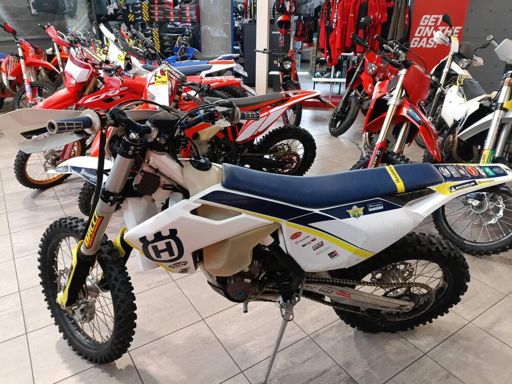 Husqvarna FE 250 (2018) (2)