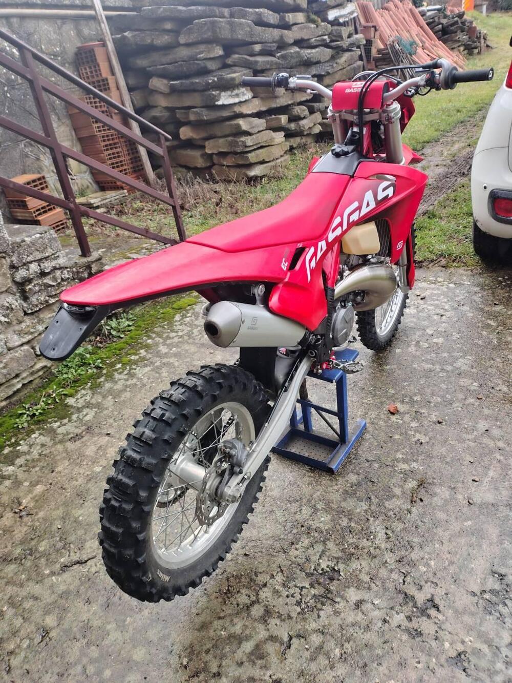 GASGAS EC 300 (2024) (3)