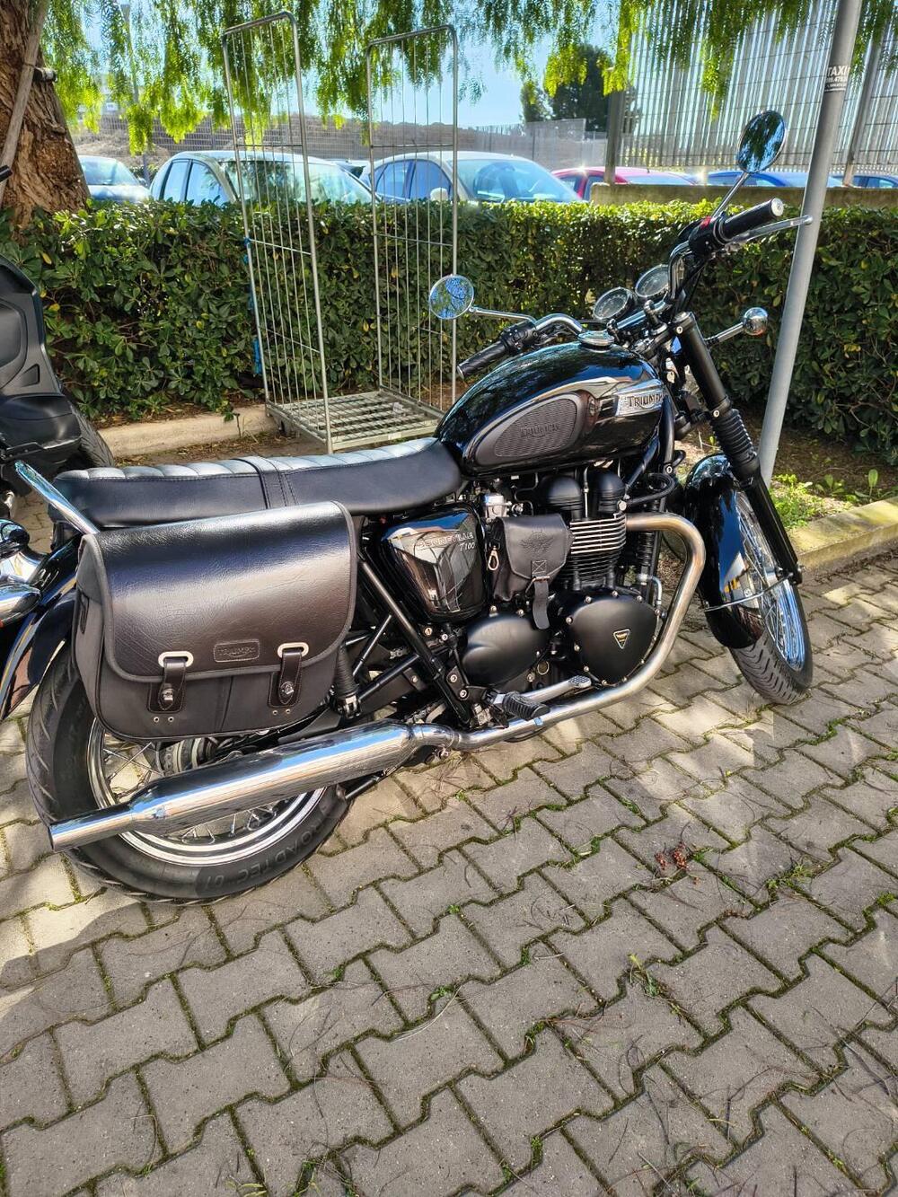 Triumph Bonneville T100 (2008 - 16) (4)