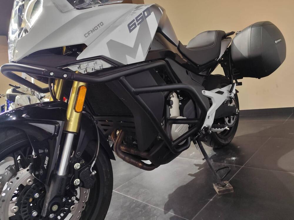 CFMOTO 650MT (2021 - 24) (4)