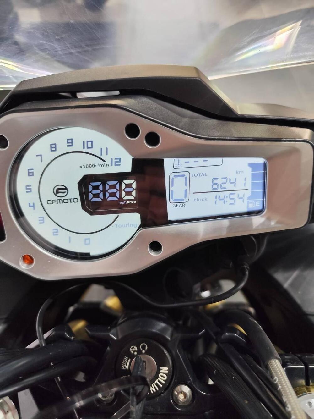 CFMOTO 650MT (2021 - 24) (8)