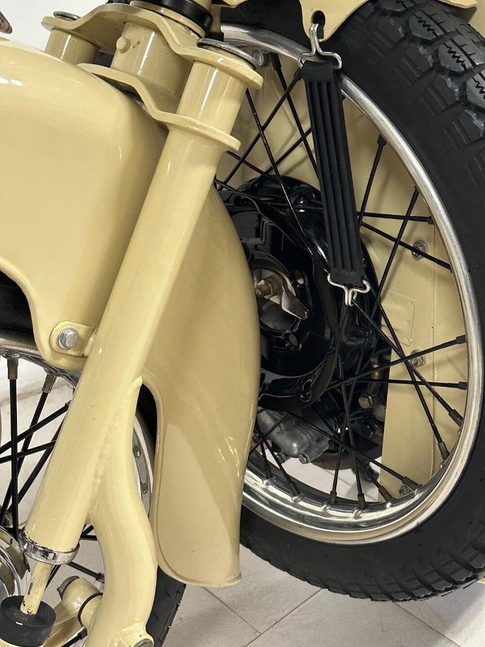 Moto Guzzi Galletto 192cc. (3)