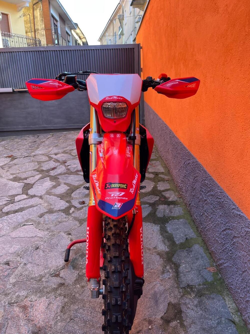 Honda CRF 250RX Enduro (2025) (4)