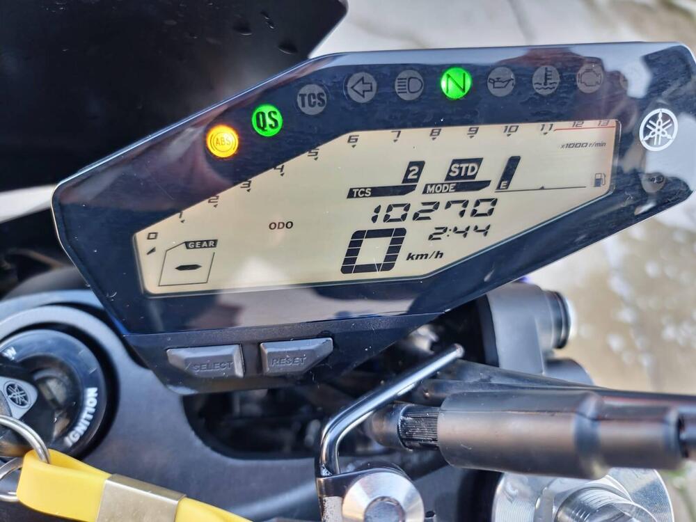 Yamaha MT-09 (2017 - 20) (4)
