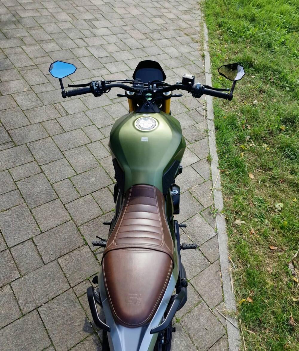 Moto Morini SEIEMMEZZO SCR (2022 - 26) (5)