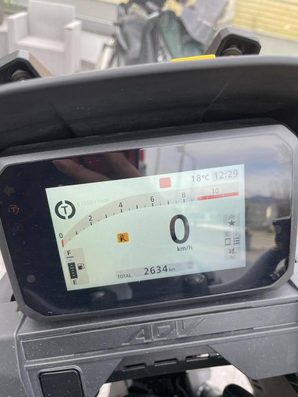 Honda ADV 350 (2025 - 26) (7)