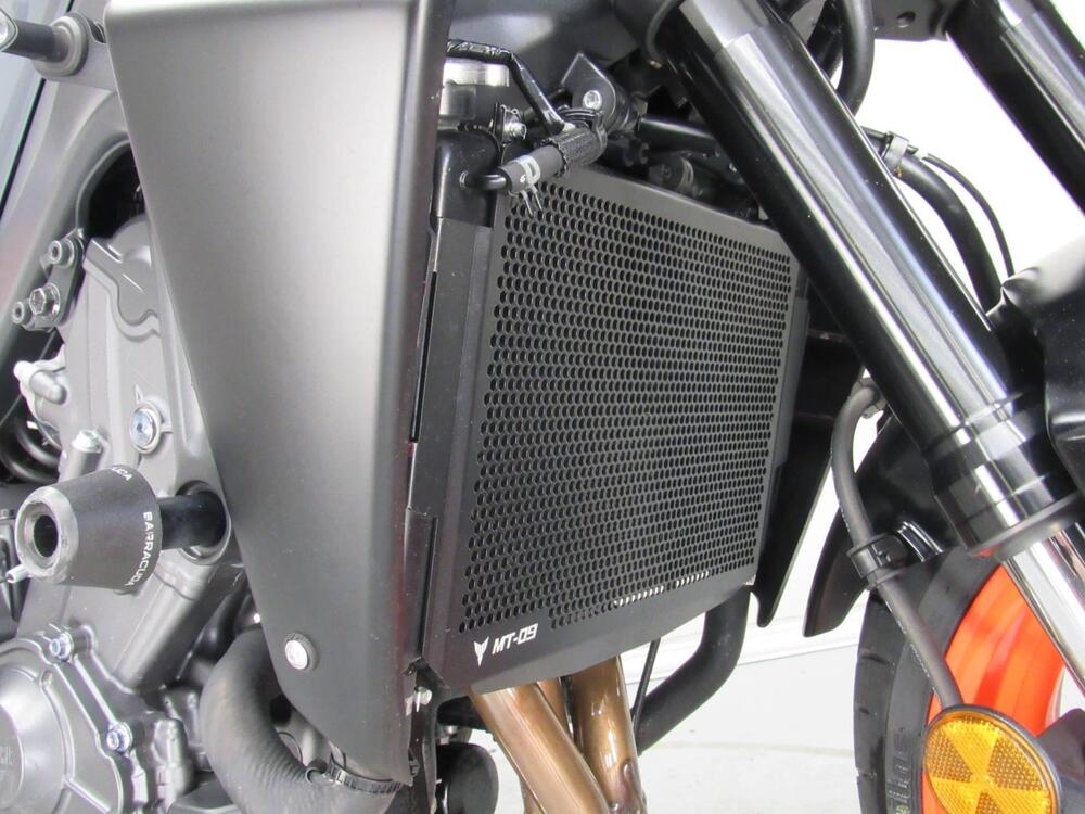 Yamaha MT-09 (2021 - 23) (11)