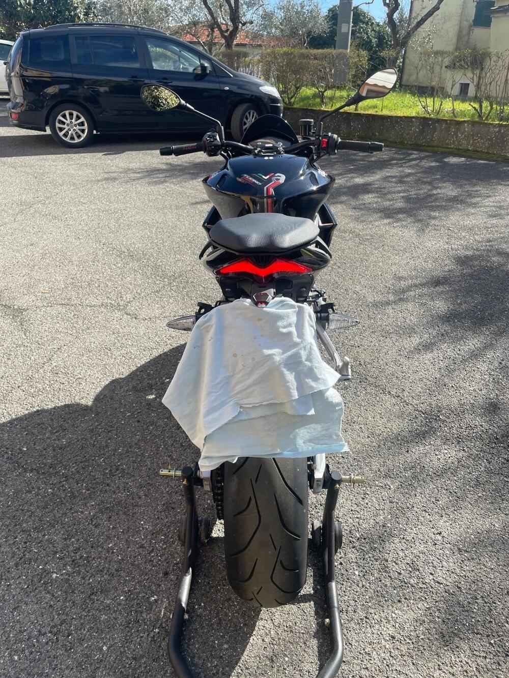 Aprilia Tuono 660 Factory (2022 - 24) (2)