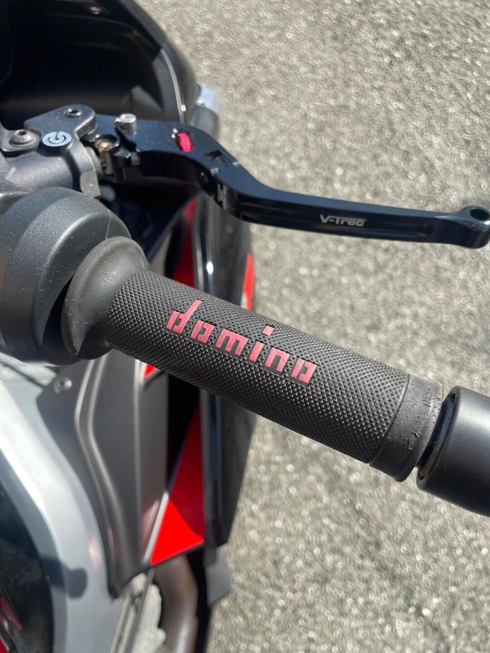 Aprilia Tuono 660 Factory (2022 - 24) (4)