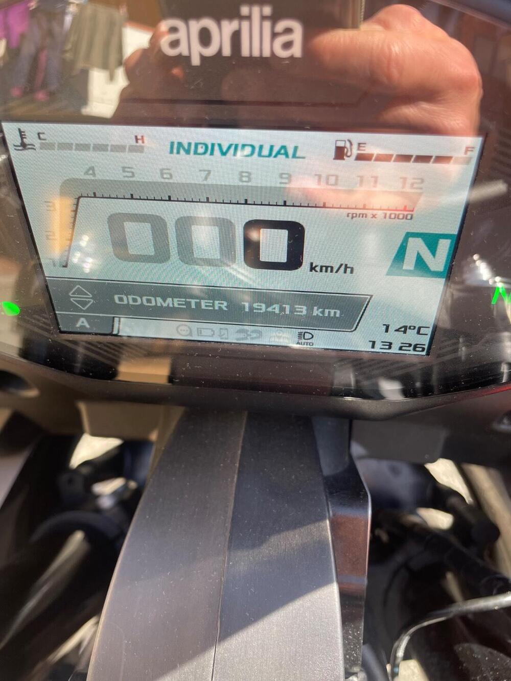 Aprilia Tuono 660 Factory (2022 - 24) (5)