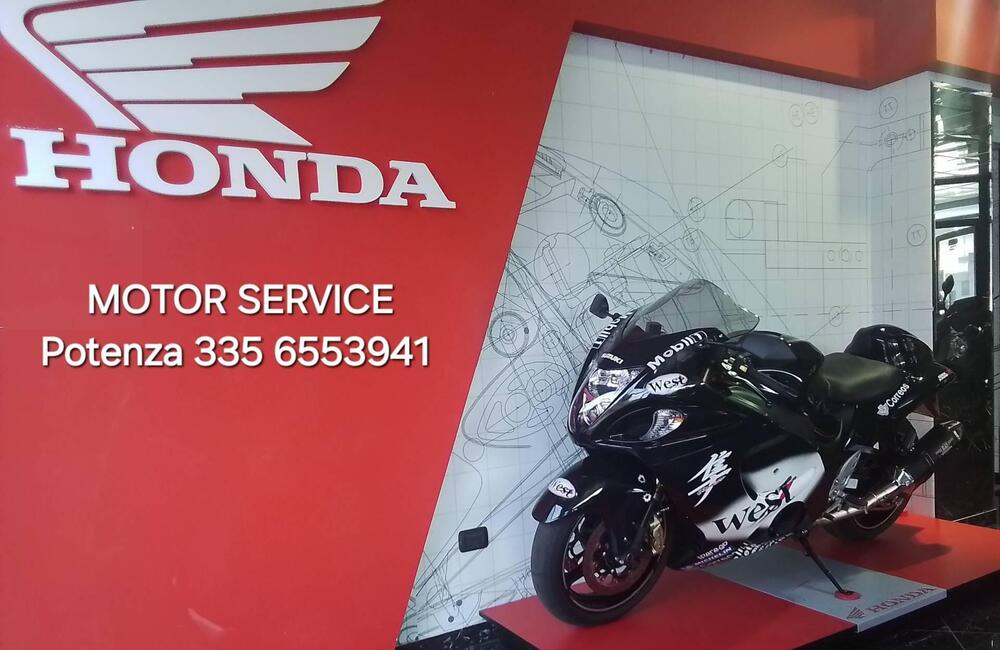 Suzuki GSX 1300 R Hayabusa ABS (2007 - 17) (2)