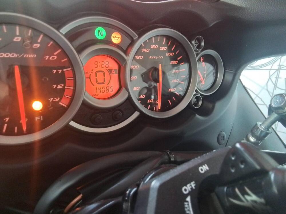 Suzuki GSX 1300 R Hayabusa ABS (2007 - 17) (11)