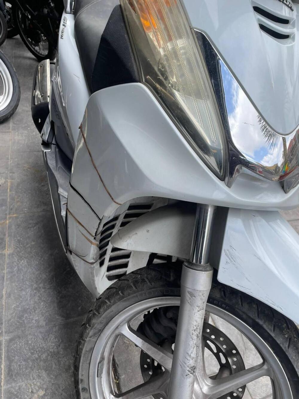 Honda SH 300 i (2011 - 14) (7)