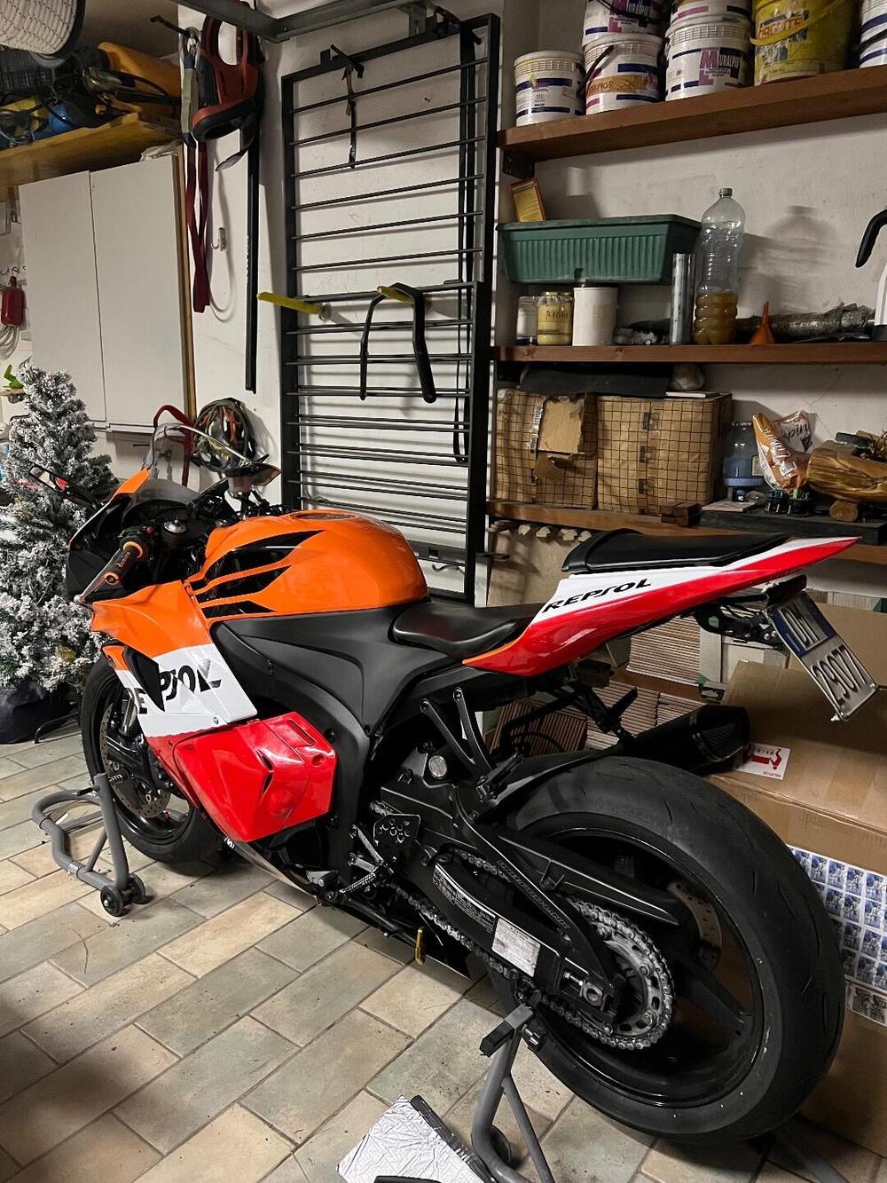 Honda CBR 600 RR (2009 - 12) (4)