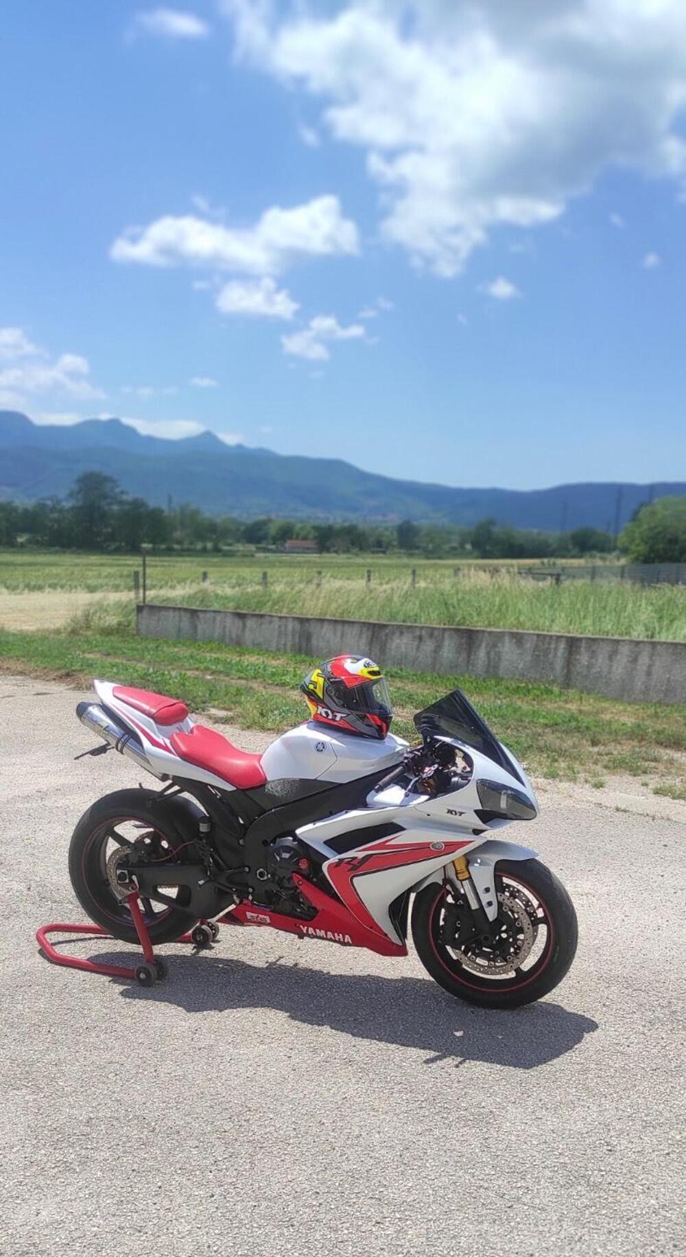 Yamaha YZF R1 (2007 - 08) (3)