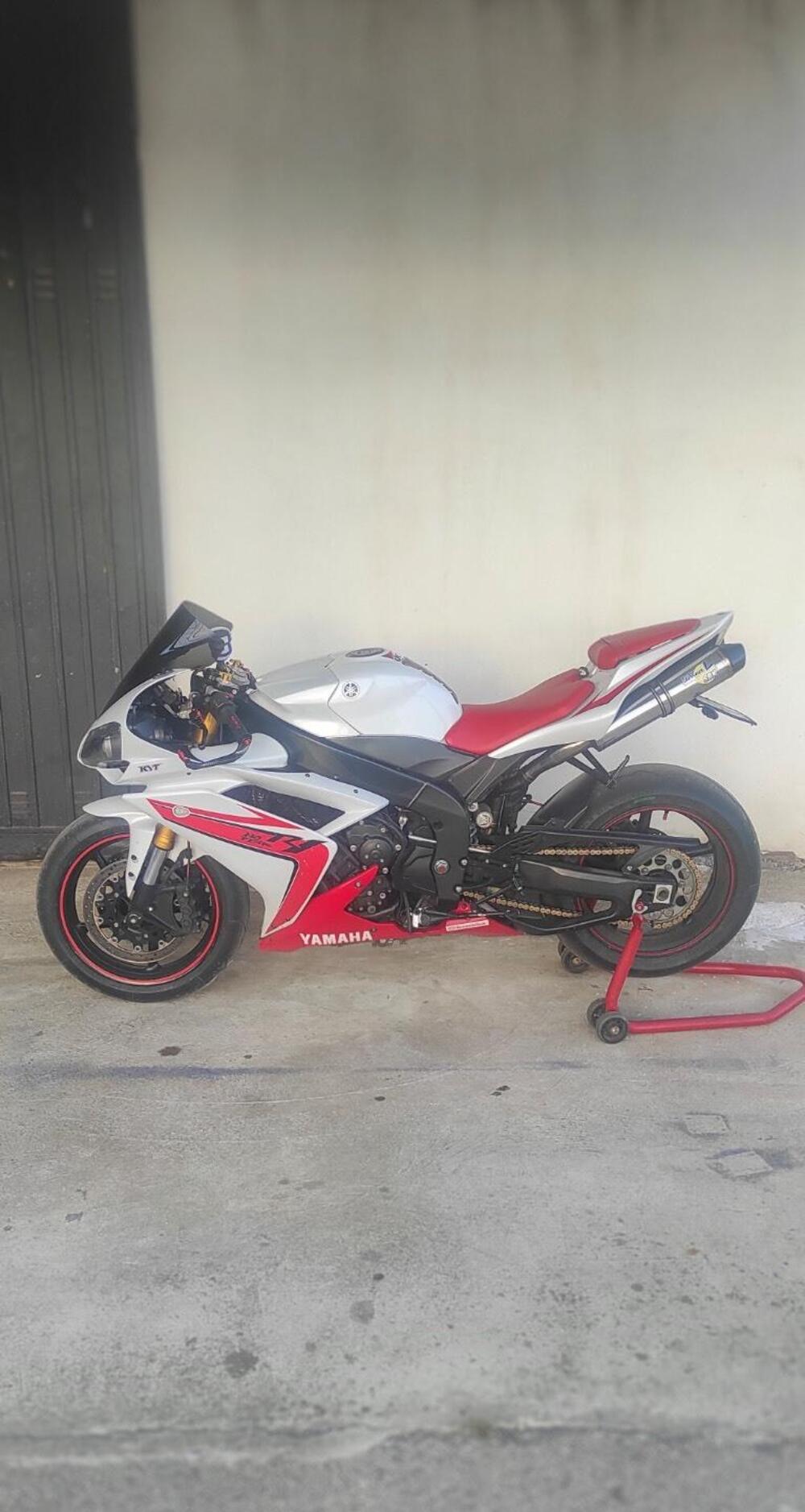 Yamaha YZF R1 (2007 - 08) (6)