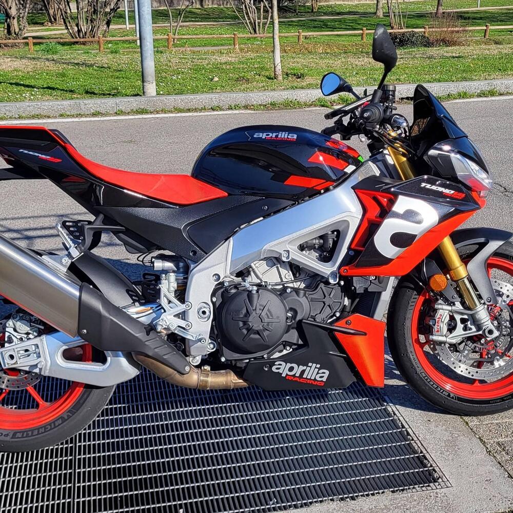 Scarico x Tuono V4 1100 Factory Aprilia