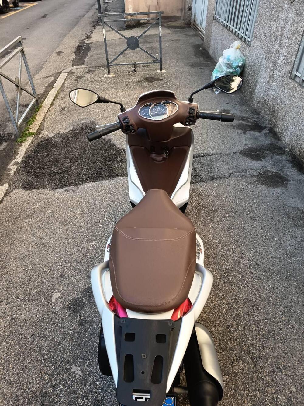 Piaggio Medley 150 S ABS (2016 - 19) (5)