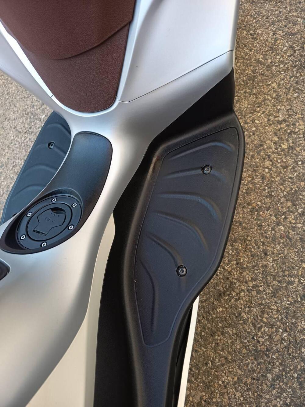 Piaggio Medley 150 S ABS (2016 - 19) (15)