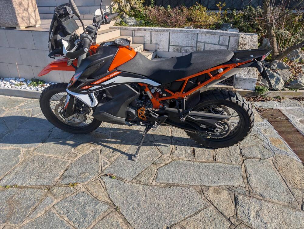 KTM 890 Adventure R (2022) (2)