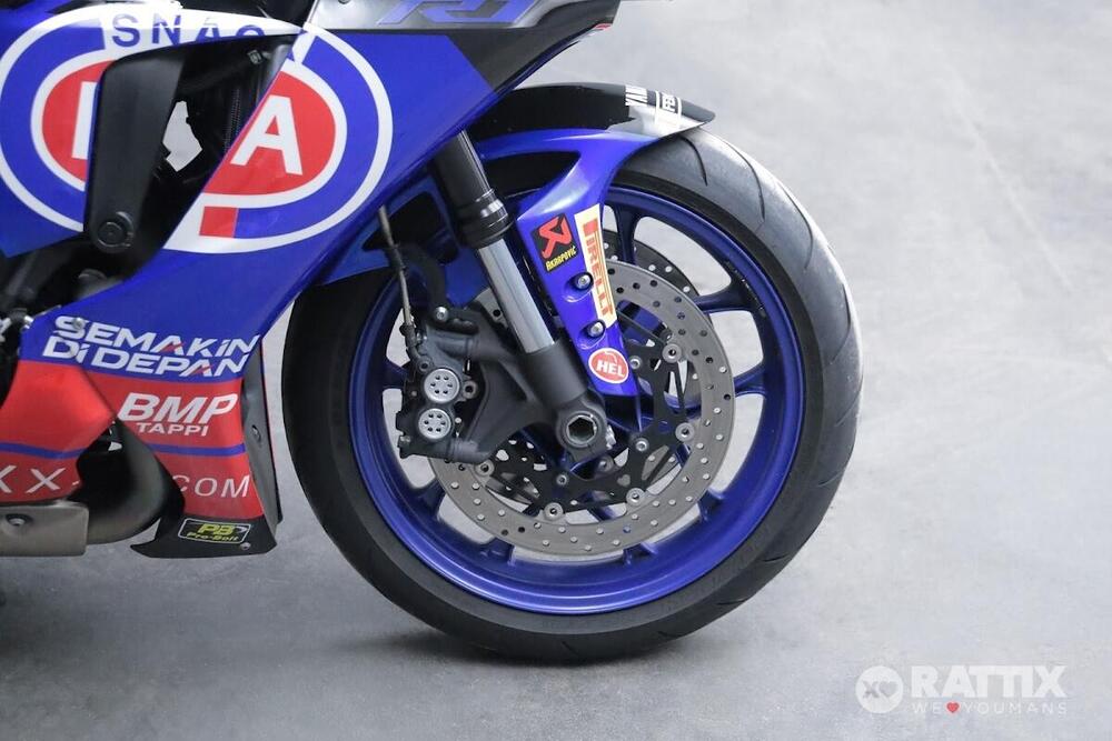 Yamaha YZF R1 (2020 - 25) (9)