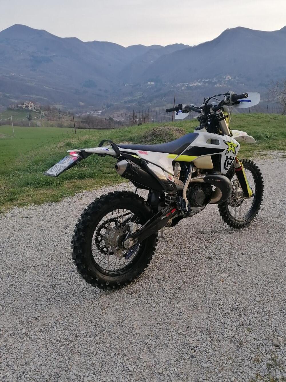 Husqvarna TE 300i Jarvis Edition (2020) (4)