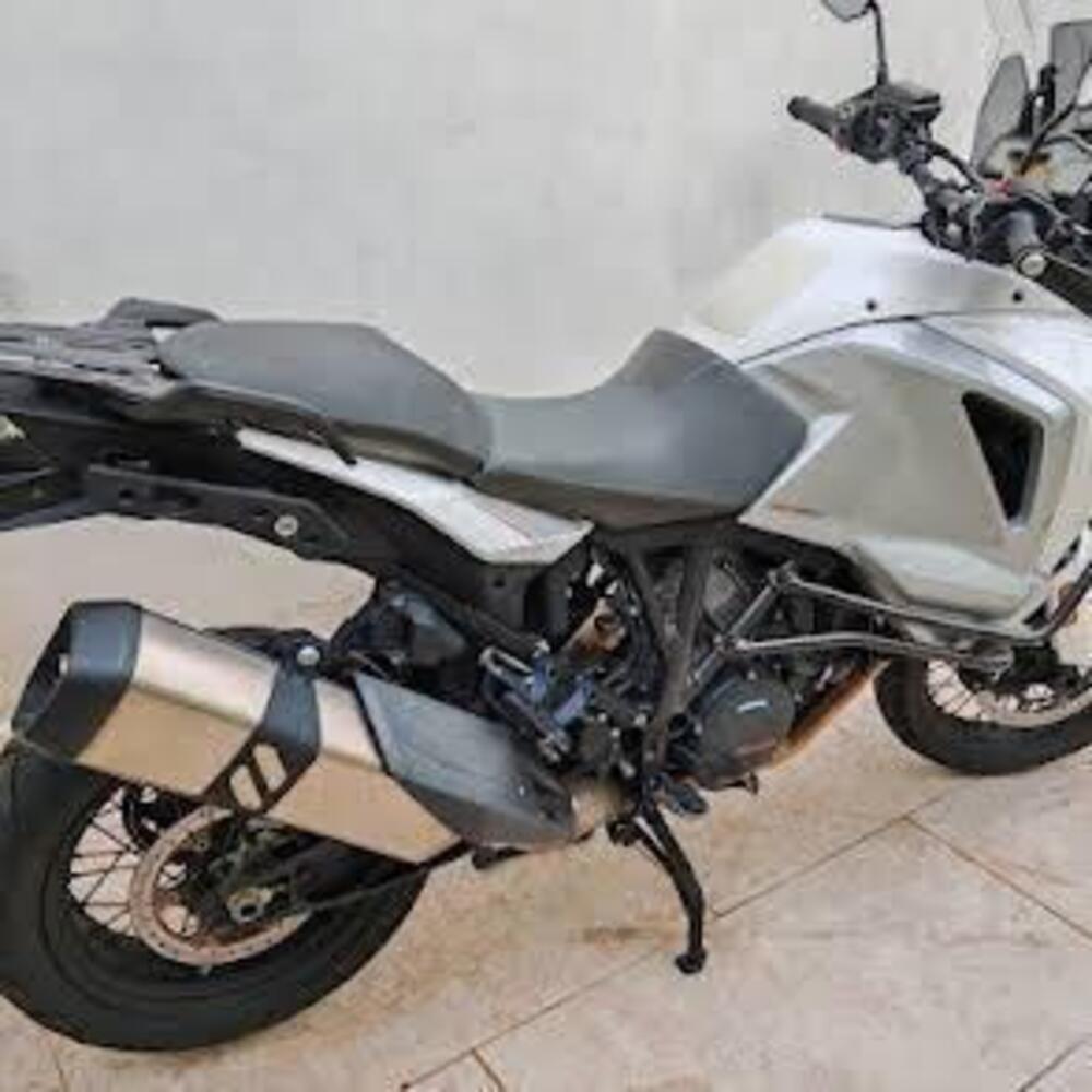 KTM 1290 Super Adventure T (2017) (8)