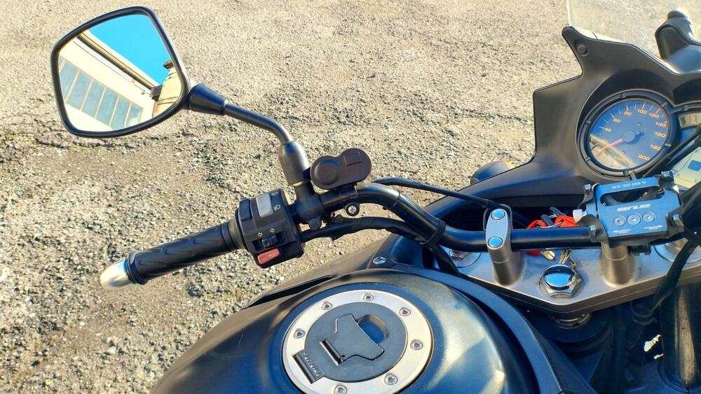 Suzuki V-Strom 650DL (2004 - 06) (3)