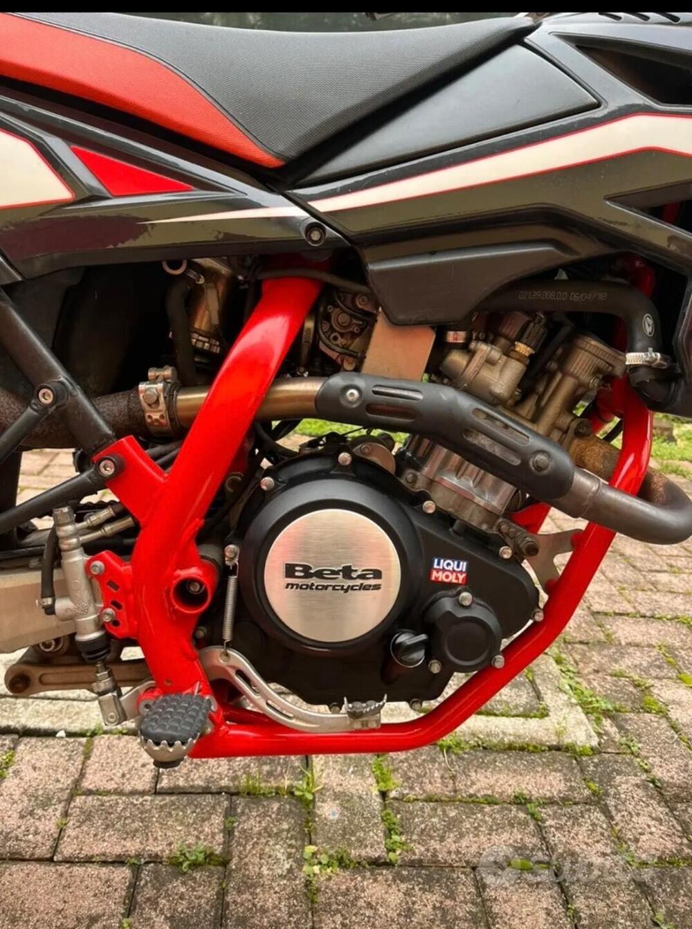 Betamotor RR 125 4T Motard LC (2018 - 20) (2)