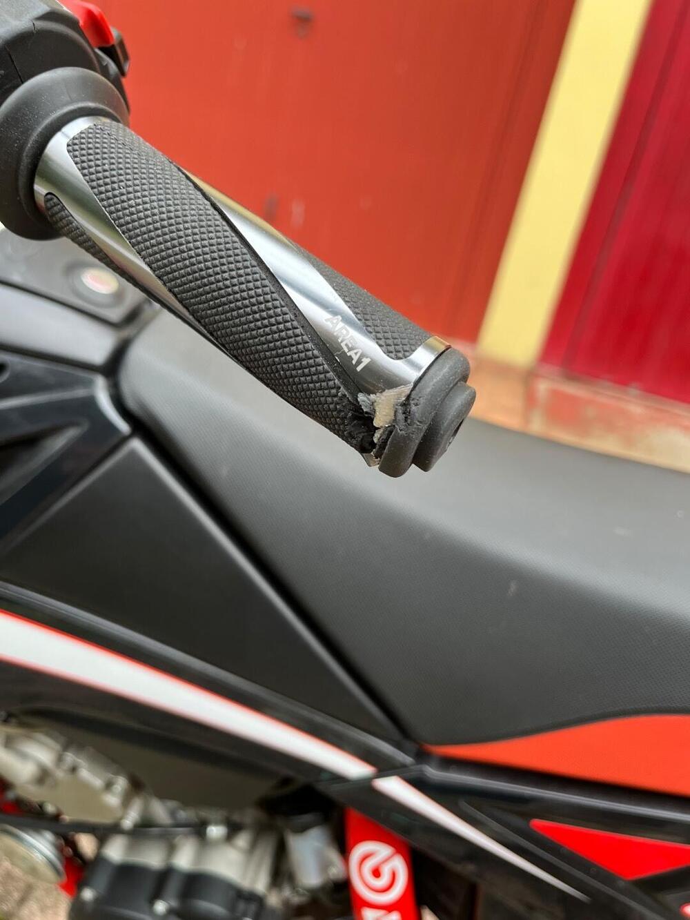 Betamotor RR 125 4T Motard LC (2018 - 20) (10)