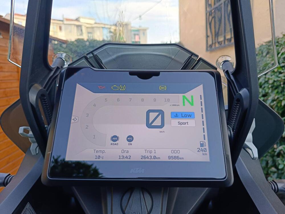 KTM 1290 Super Adventure R (2021) (8)