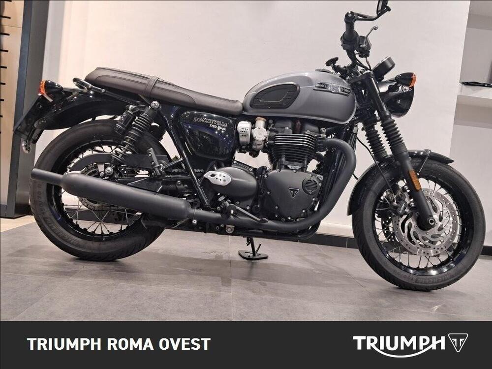 Triumph Bonneville T120 Black Stealth Edition (2024) (3)