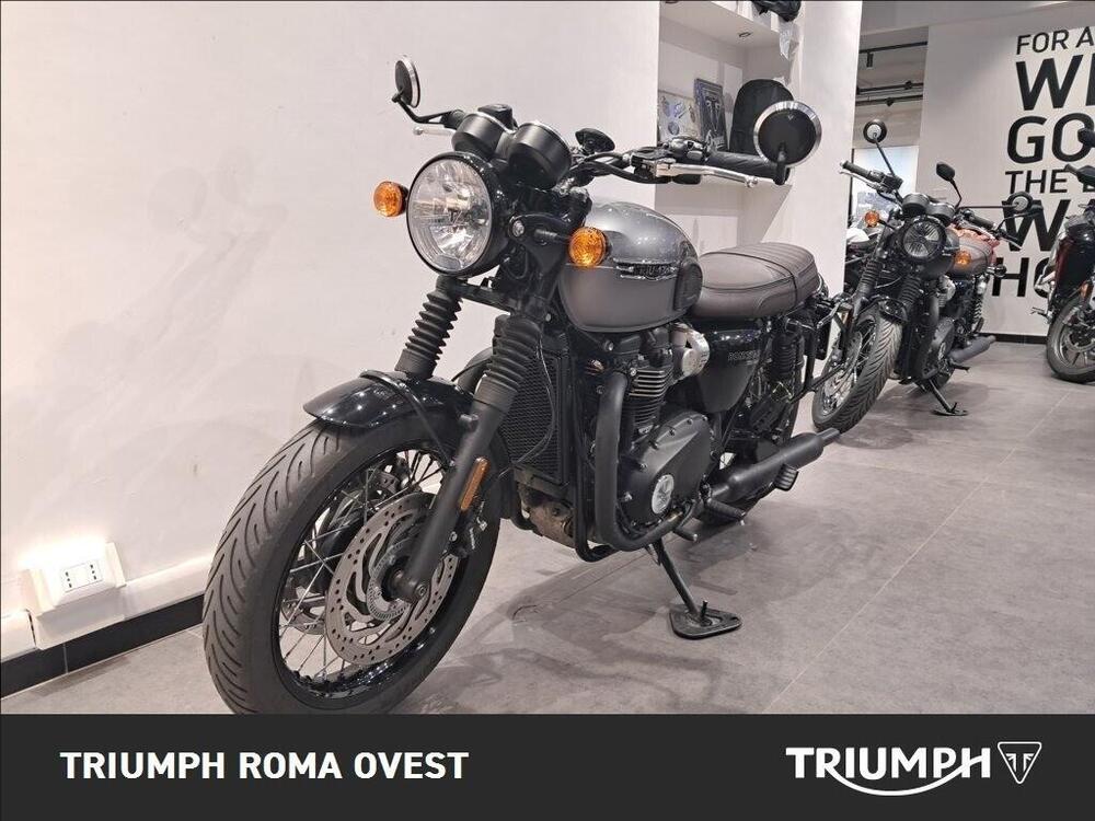 Triumph Bonneville T120 Black Stealth Edition (2024) (9)