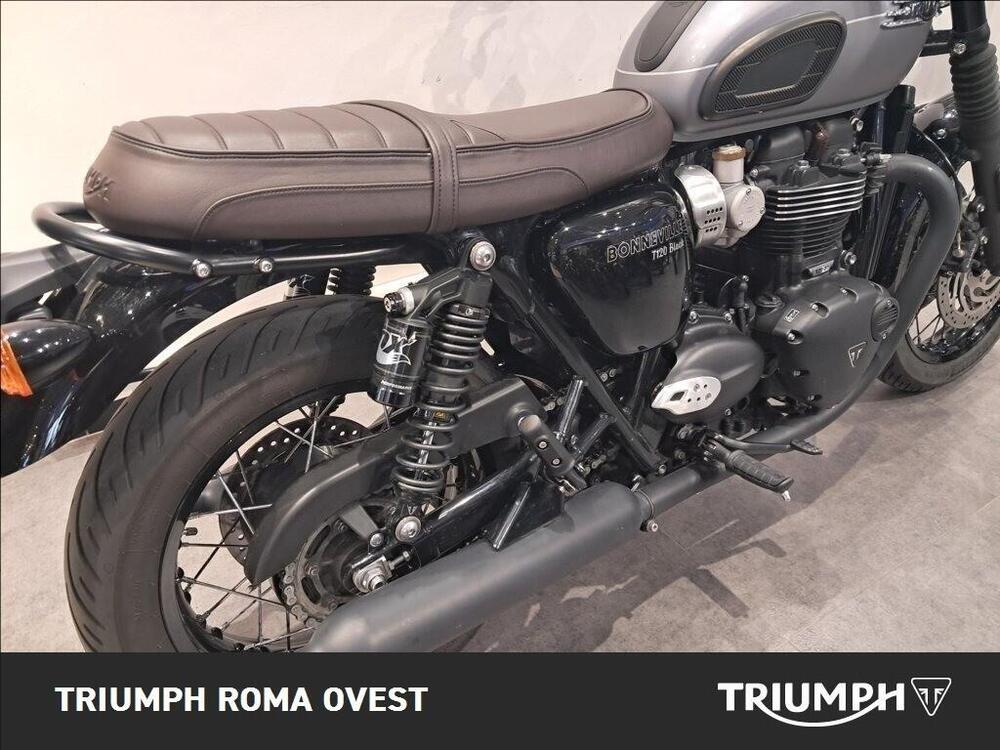 Triumph Bonneville T120 Black Stealth Edition (2024) (4)
