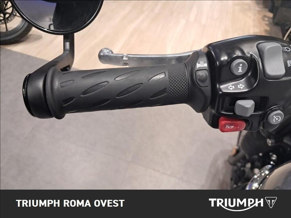 Triumph Bonneville T120 Black Stealth Edition (2024) (10)